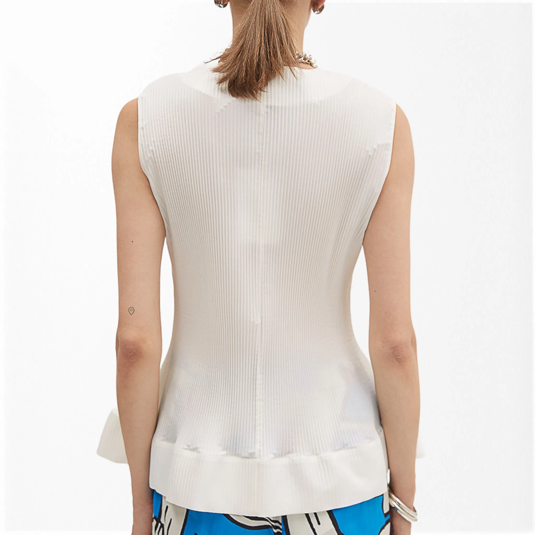 MEIMEIJ - PLEATED SLEEVELESS TOP