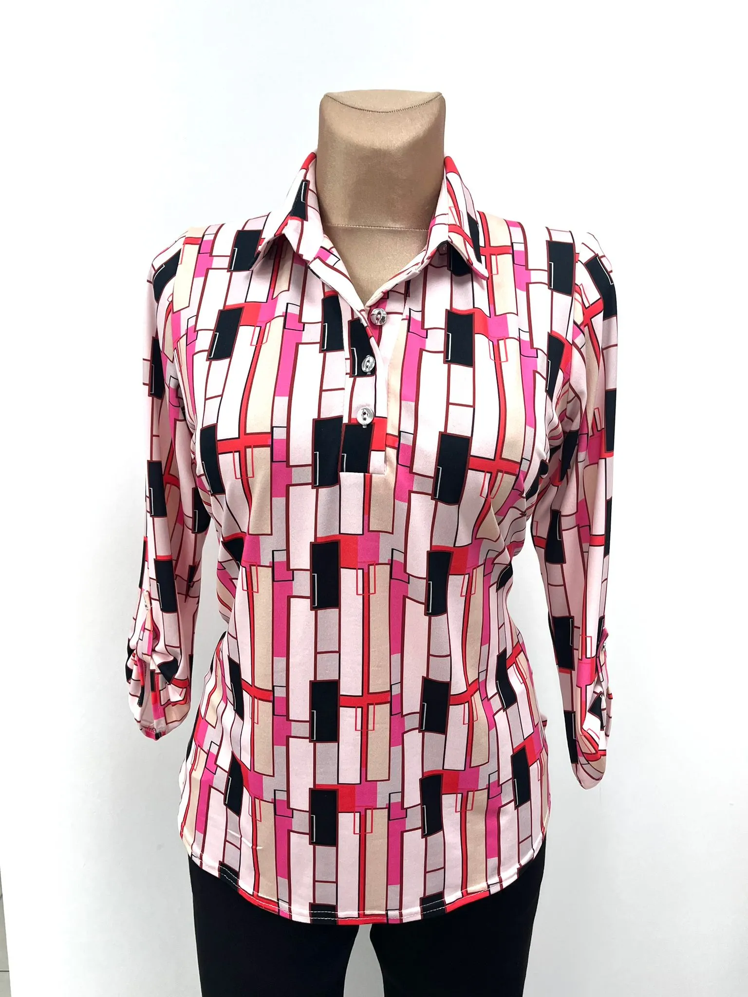 Yew  3 button 1/4 opening top in pink and black mix